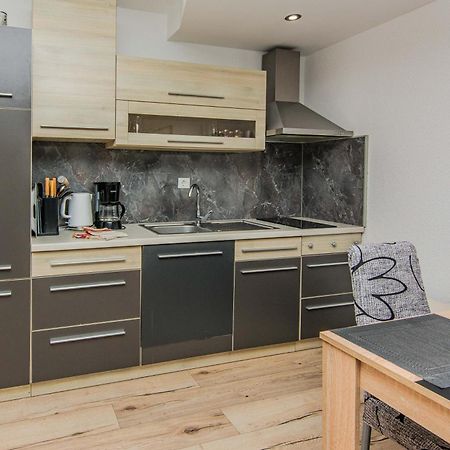 Apartmani Sanja Vir Exteriör bild